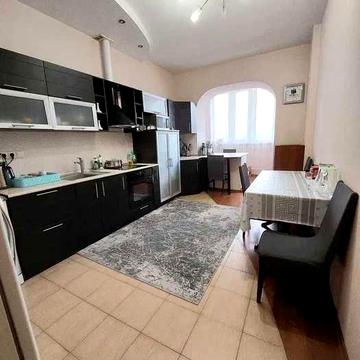 Продаж вул Срібнокільська 14 а Підземний паркінг метро Осокорки 127 кв