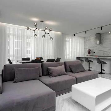 Саперне Поле вул., 5