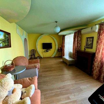 Продається 3-х кімнатна квартира в районі Подолу