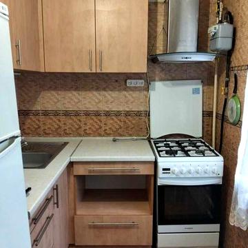 Продам уютную 2-к квартиру Янтарная Клочко Донецкое шоссе Левый берег