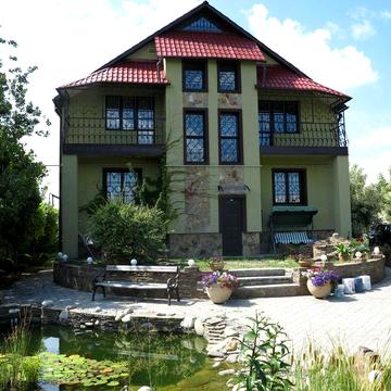 Продам теплий та світлий будинок в Єрмолаевке (Підгородне, Епіцентр)