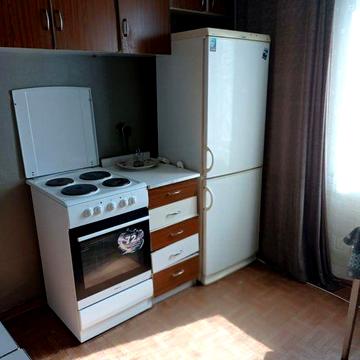 М.Позняки,ул.С.Крушельницкой,1ком.квартира-8000грн