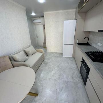 сдача в ЖК Виа Рома на Инглези.Есть балкон