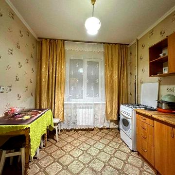 2к Оренда, Харківське шосе 168е,  метро Харківська 10 хв.