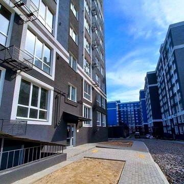 Продам 1 кімнатну в новобудові біля парку , будинок зданий (Єваріанти)