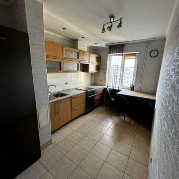 Продаж 3к Квартира Грушевського Академіка вулиця