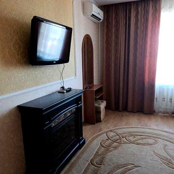 Здається в оренду 1 кімнатна квартира в районі Листопаду