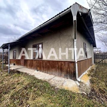 Будинок з комунікаціями, центр села, 60 м2, + господарство