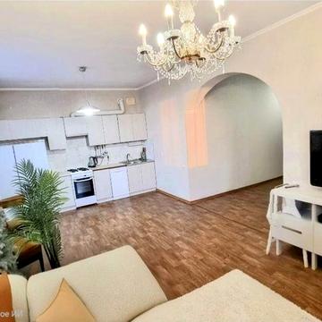 От месяца . Новострой. 1 к кв.  кв. Левый берег.  Риелторы не