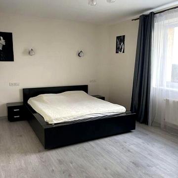 Довгострокова оренда 1к Квартира Кравченко Уляни вулиця