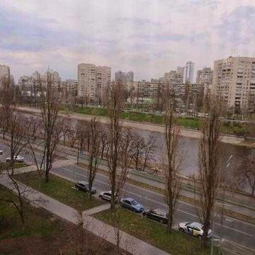 Русанівка, 3- кімнатна квартира Ентузіастів 41