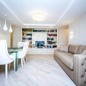 пл. Українських героїв Центр Велика Васильківська 45 Олімпійська