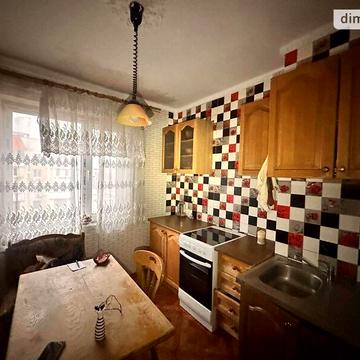 Продаж 3к Квартира Дніпропетровська дорога вулиця