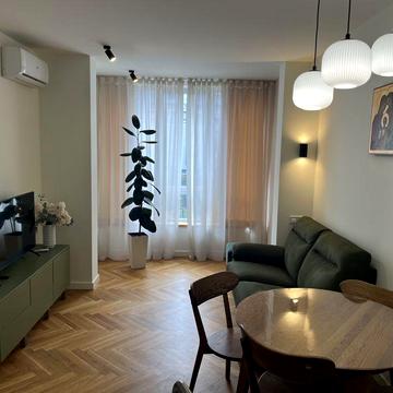 Оренда 1-кім квартира новобудова кухня-студія Континент Трускавецька