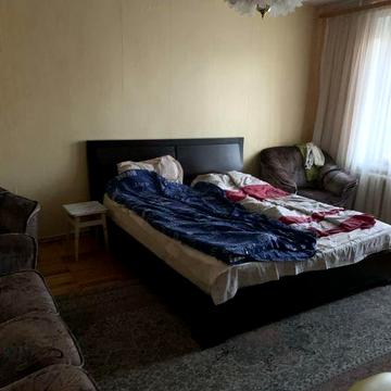 Оренда 2 ком квартири бул Центральний 22