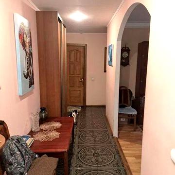 Продам 3-комн квартиру в районе Немировича-Данченко ул.