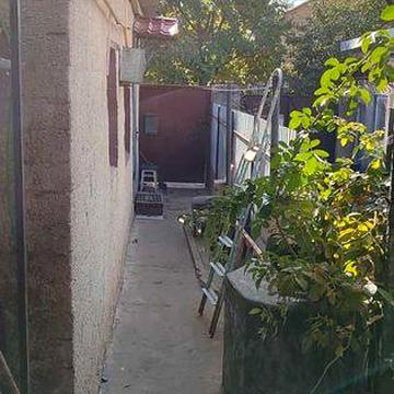 (3-50) Добротный домик на Большевике