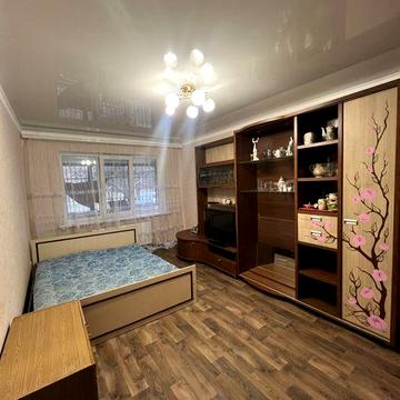 Здається 2 кім квартира біля Дендропарку. АГВ