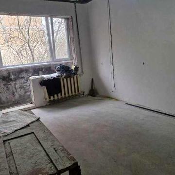 Продам Таирово 2 -комн Средний этаж ГАЗ