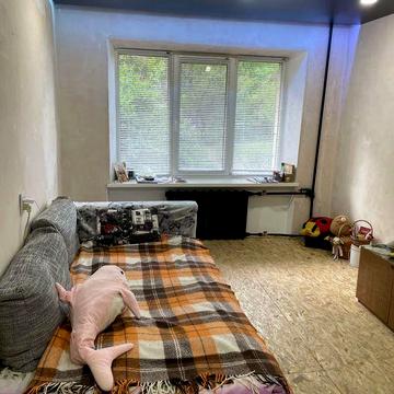 Оренда однокімнатної квартири в р-йн "Сосновий бір" на короткий термін