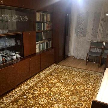 Продам 2 к. квартиру вблизи парка Горького/Космонавтов.Комфортный этаж