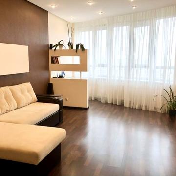 Незалежності вул., 11/1