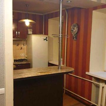 Оренда 1-к. квартири-студії. Метро Дорогожичи пішки. 3 поверх. Газ