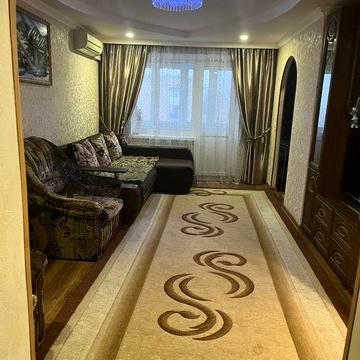 Продам 2-х кімнатну квартиру з гаражем