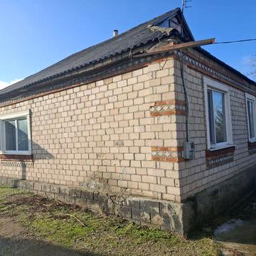 Будинок в районі  районної лікарні