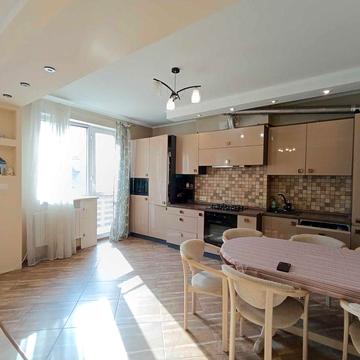 Продаж 3 кім. кв. з терасою на Грушевського 5 Святопетрівське ЖК Петровский дворик