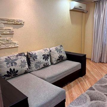 Інститут звʼязку, 2-ох кім. квартира