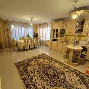 Здаю 2 кім квартиру 120м2 вул.Заболотного