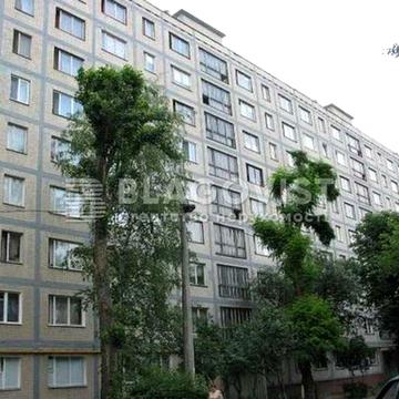 3-х кімн - Руденка бул. (Кольцова), 5, керамзито-бетон, 5 пов з 9