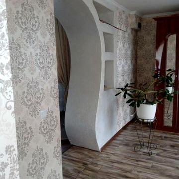 Продам будинок в центрі міста смт Теплик