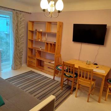 2 кімнатна квартира на Севастопільській площі