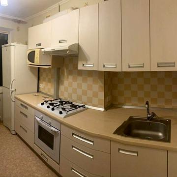 Здам 1 к. квартиру р-н пр. Гагарина (науки). Ремонт