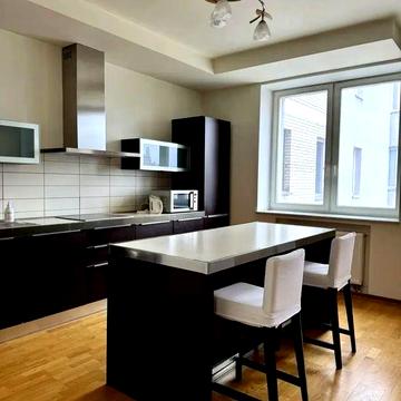 Оренда 4к квартири без %, вул. Єжи Ґедройця, 2 , ст. м. Палац Україна