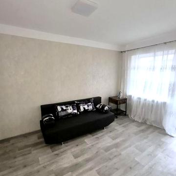 С 3 янв. 1 кімн кв-ра по пр.Перемоги,  р-н 5 лікарні