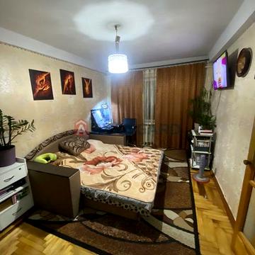 Продається 3-кімнатна квартира по вул. Бельфорский б-р