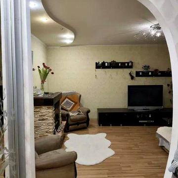 Продам 2-комн квартиру в районе Газеты "Правда" просп.