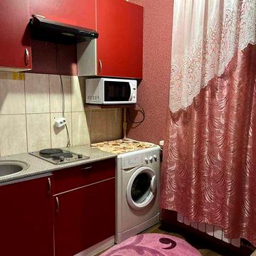 Продам 1-комнатную малогабаритную квартиру, м. Армейская