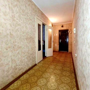 Продаж 3-кімн квартири 67 м2 в цегляному будинку навпроти НИВИ.