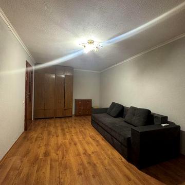 Аренда 1к квартиры. пр Богдана Хмельницкого 110А. 12 квартал