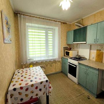 Здам 1 кімнатну квартиру в районі Літака, з меблями і технікою