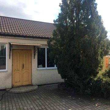 5хв від центру два будинка на ділянці