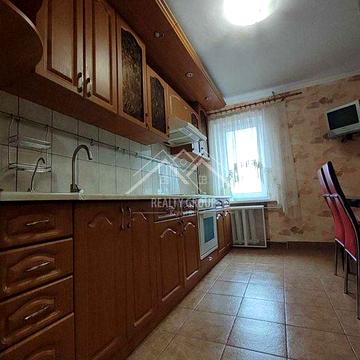 Оренда затишної трьокімнатної квартири на Соцмісті (мурашник).