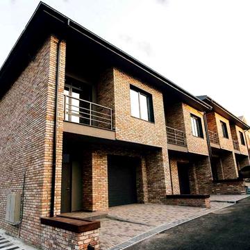 Двухуровневый Таунхаус 55м2 с cобсвенной зоной BBQ