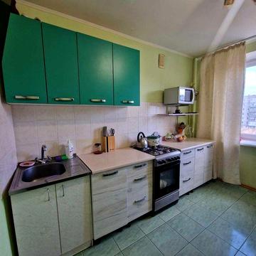 Продам 3-кімнатну квартиру, чеський проєкт район Вечірнього ринку