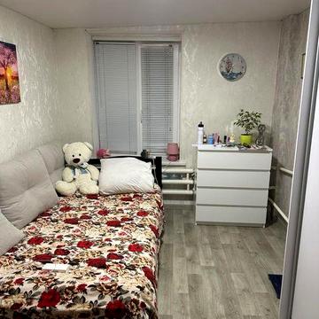 Продаж квартири на землі в Степановці