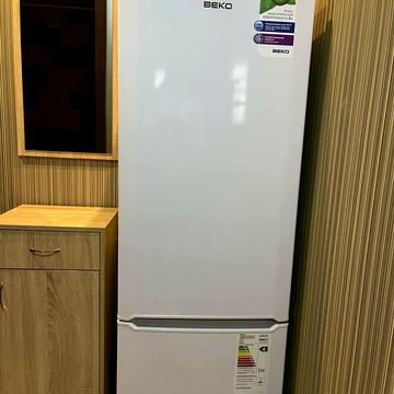 Центральний просп. (Лермонтова), 23